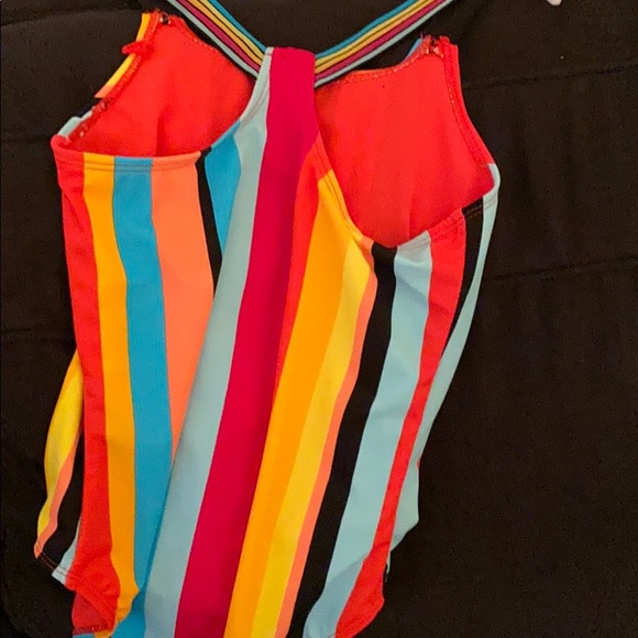 Bathing suite - Picture 2 of 3